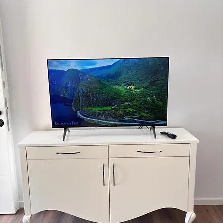 Garden شقة تيرانا